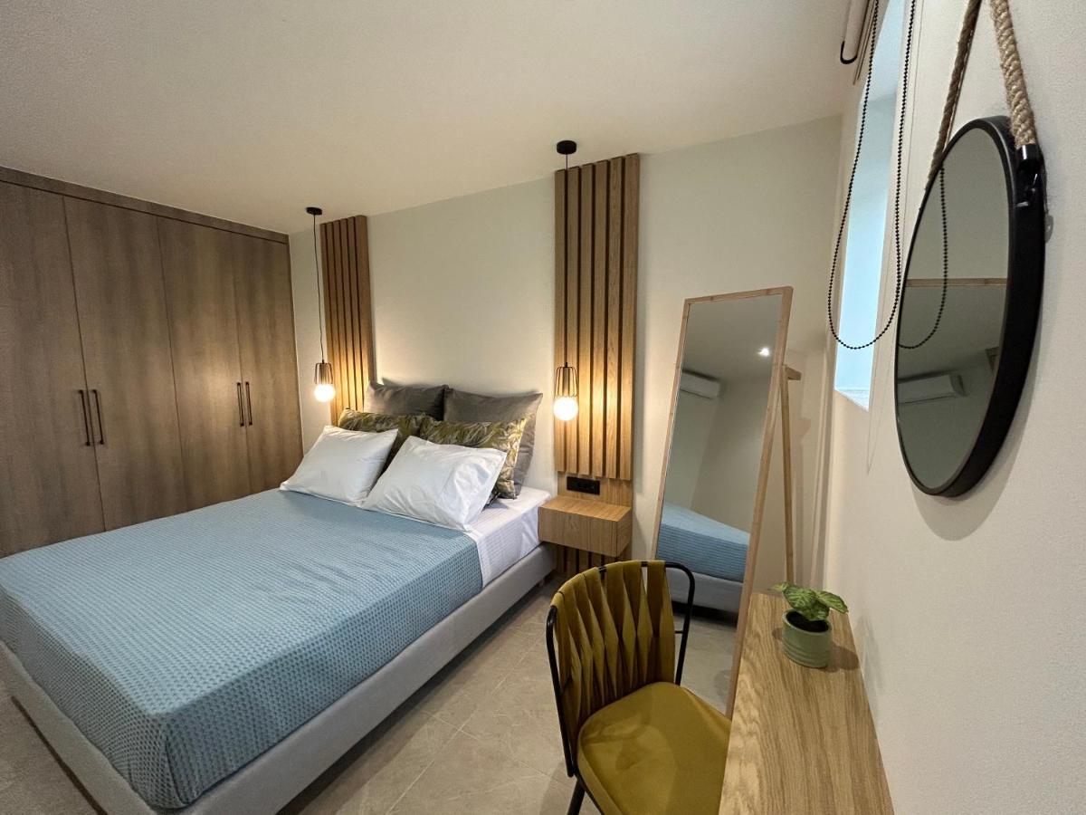 Piedra Luxury Apartments Nafplio Bagian luar foto