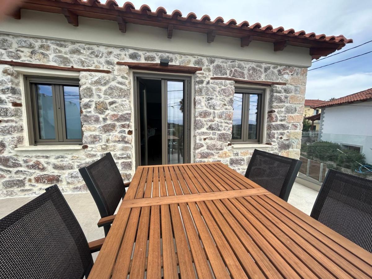 Piedra Luxury Apartments Nafplio Bagian luar foto