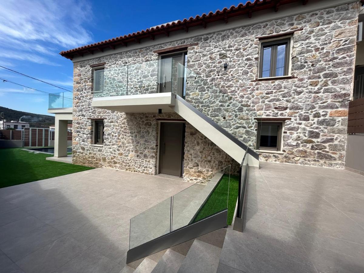 Piedra Luxury Apartments Nafplio Bagian luar foto